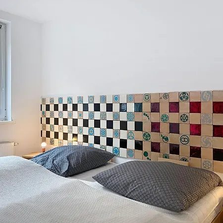 3 By Interhome *